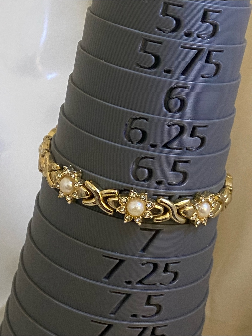 Vintage Gold Tone Pearl Rhinestone Floral Link Bracelet